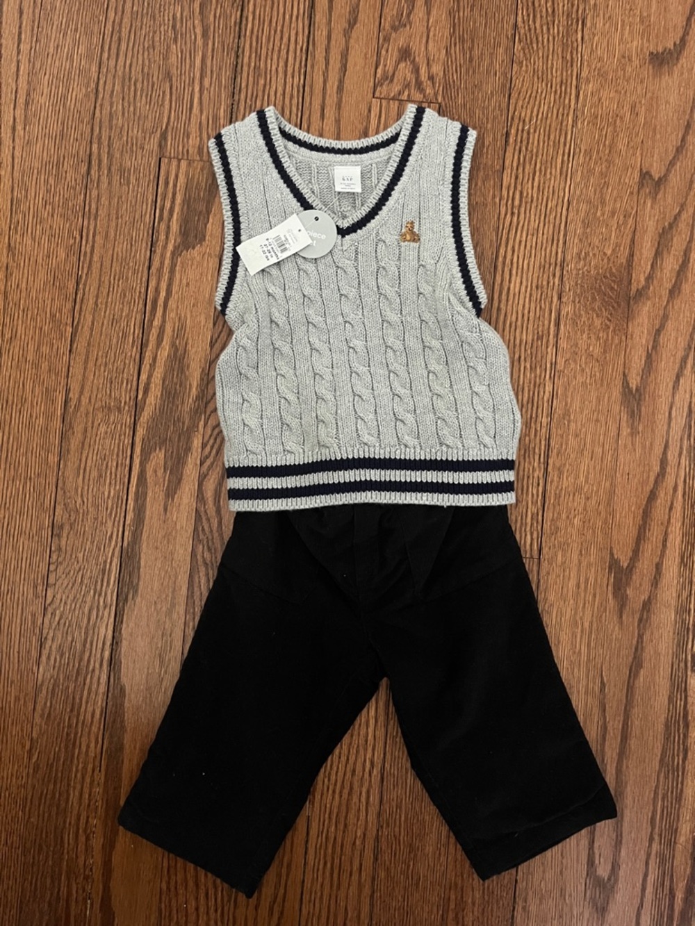 Bay Gap Gray Cable Knit Vest with Black Trim and Black Pants Set